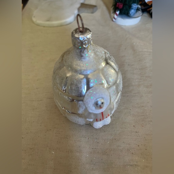 Blown glass Christmas ornament Igloo and Eskimo - Picture 6 of 8